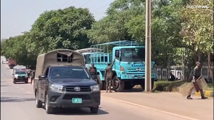 عمران خان يصل إلى المحكمة لجلسة طلب إطلاق سراحه بكفالة ( أ ف ب)