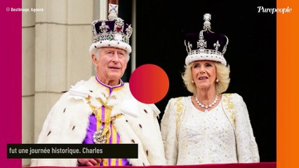 Charles III : on sait enfin ce que le roi a dit à Camilla sur le balcon de Buckingham... et c'est très drôle !