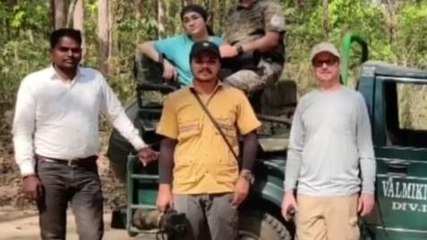 पश्चिमी चंपारण: अमेरिका से वीटीआर पहुंची तीन सदस्यीय टीम, खबर में जानिये पूरा मामला