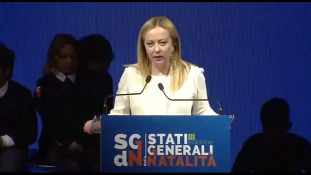 Meloni: Parlare di natalità e maternità sembra rivoluzionario
