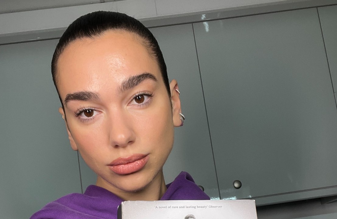 Dua Lipa hat jetzt einen Buchclub
