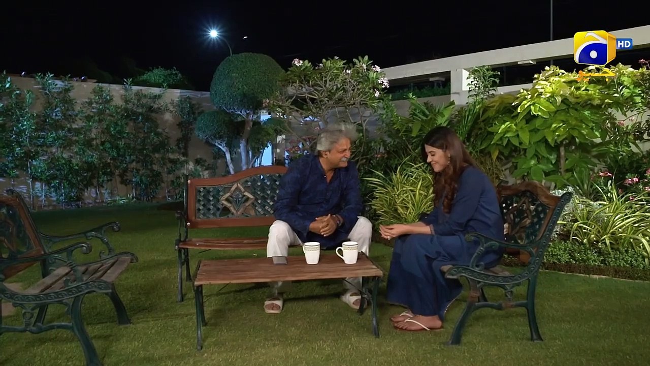 Sone Ka Anda Dene Wali Murghi        