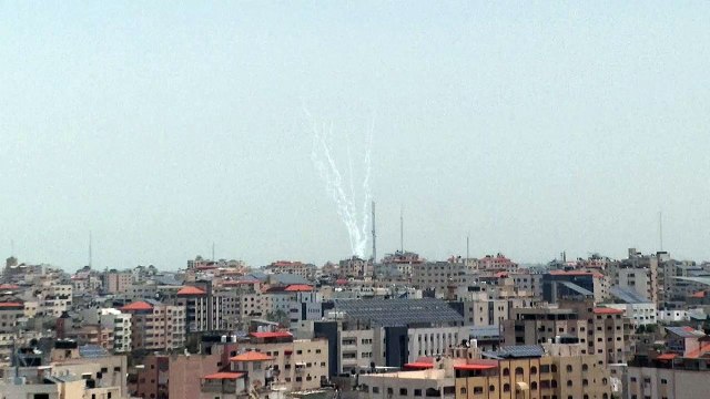 إطلاق صواريخ من قطاع غزة باتجاه إسرائيل في اليوم الرابع من التصعيد
