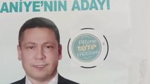Bağımsız Milletvekili Adayı Dündar, Seçim Afişlerine Yapıştırılan Etiketlere Tepki Gösterdi