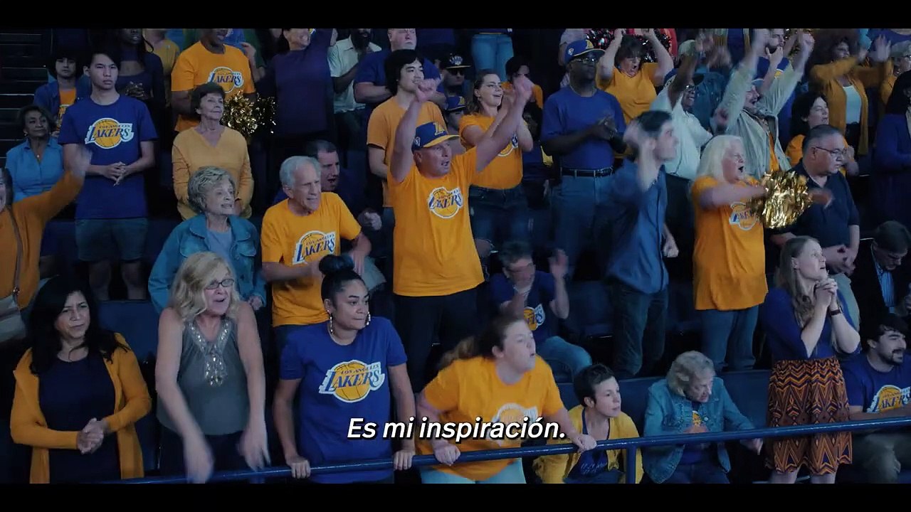 El Crossover _ Tráiler Oficial _ Disney (720p)
