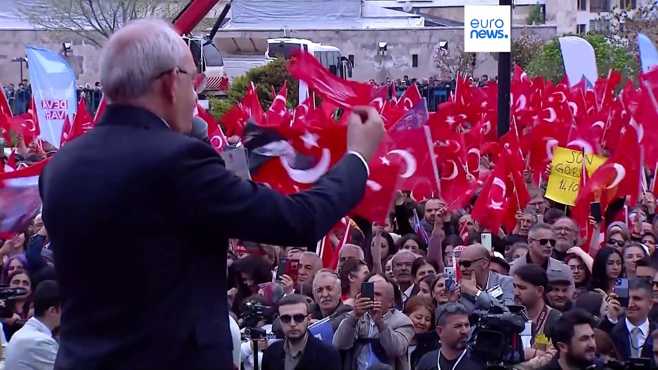 União Europeia poderá descongelar relação com Turquia, se mudar de governo