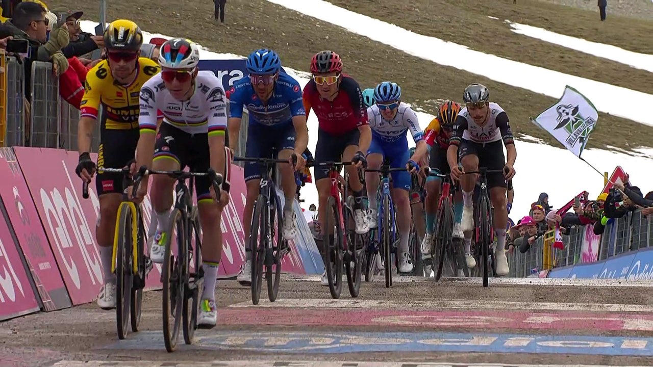 Tour d'Italie 2023 - Davide Bais la 7e étape au Gran Sasso ! Les cadors et favoris ont laissé filer !