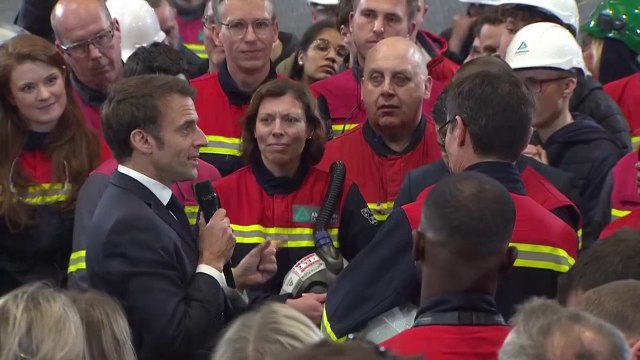 Emmanuel Macron à Dunkerque: Il y a quelques années, je disais qu'il suffisait de traverser la rue, là il faut faire un mètre