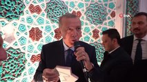 Cumhurbaşkanı Erdoğan, Barbaros Hayrettin Paşa Cami minberine kilit taşını monte etti