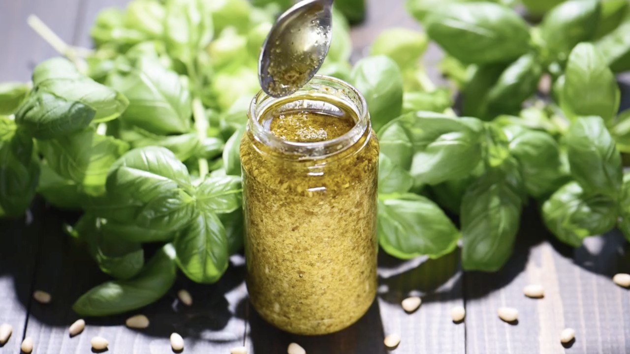 What Makes a Great Pesto, According to an Expert