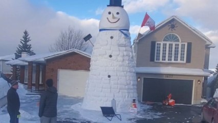 Man films World's biggest snowman's 'melting journey' over 4 months