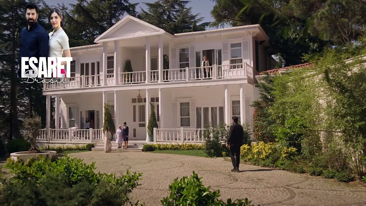 Hira se despede da mansão Dermihanli  – CENA EP 110