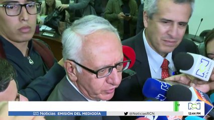 Ministro de Salud: “Abrieron UCI como si estuvieran abriendo cualquier tipo de droguería”