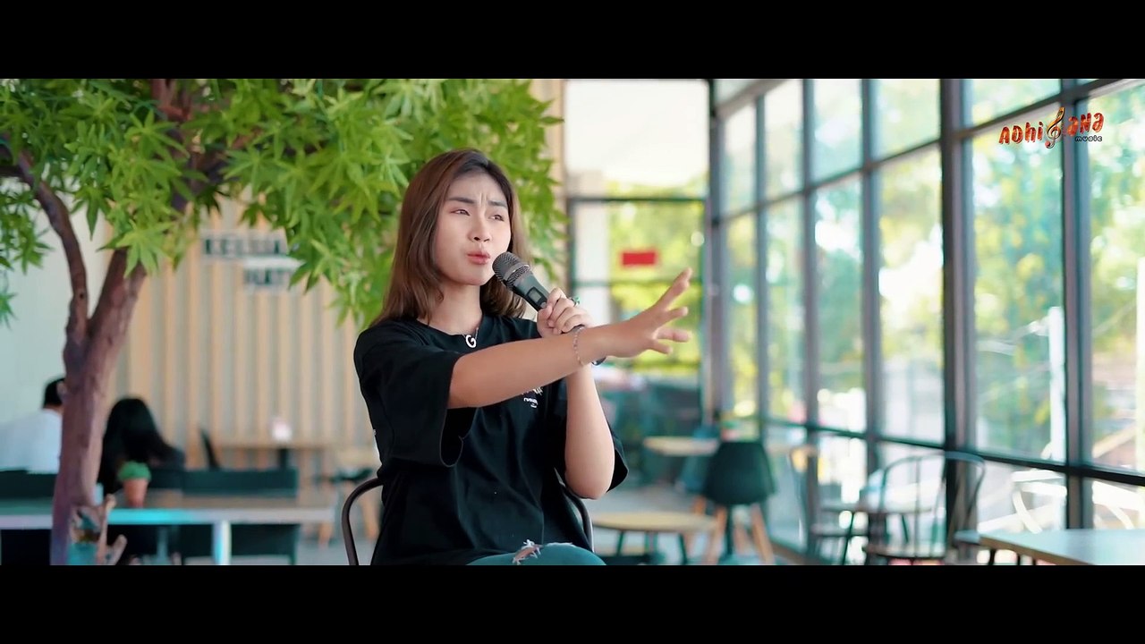 DIKE SABRINA - NEMEN ( Official Music Video )