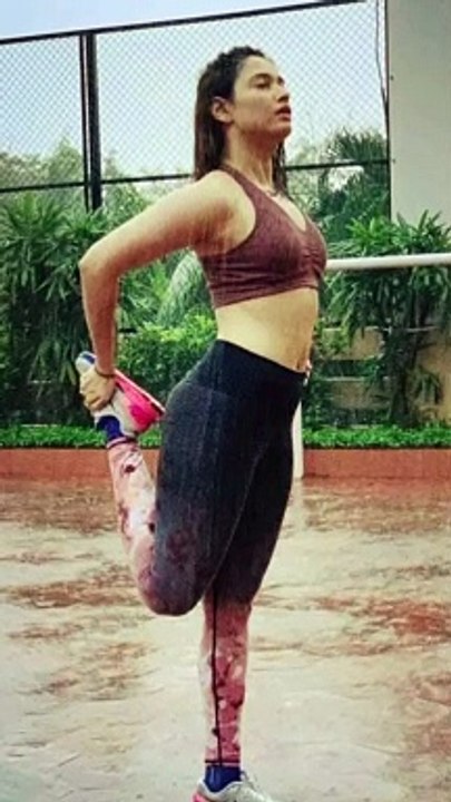 Tamannaah Workout Secrets | Routine Workout For Women | Tamanna Bhatia Exercise #shorts #tamannaah