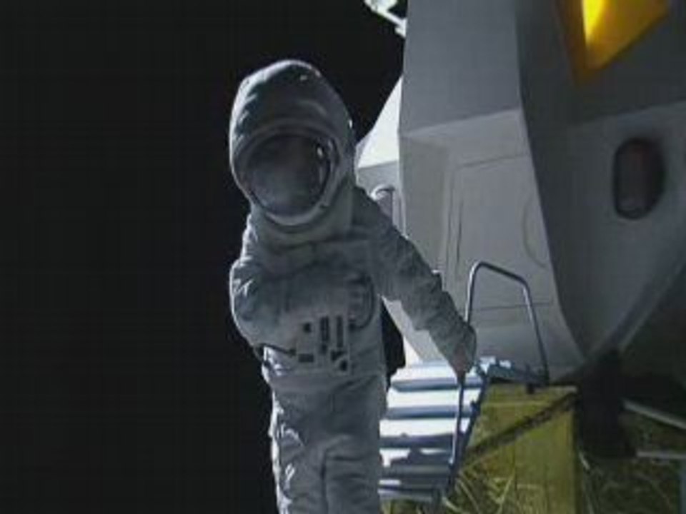 une blonde dans l espace