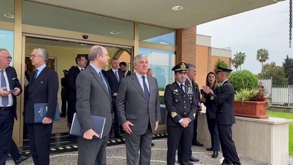 Zelensky a Roma, l'arrivo del presidente ucraino a Ciampino - Video