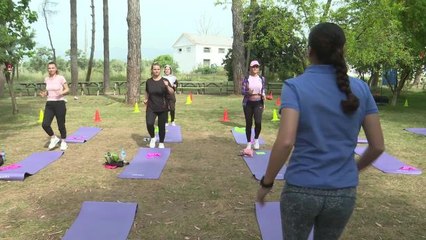 Download Video: Antalya Büyükşehir Belediyesi Anneler Günü öncesinde doğada spor etkinliği düzenledi