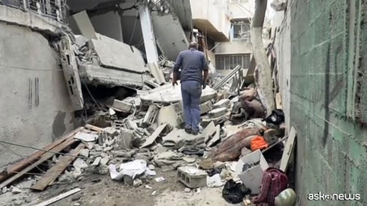 Tra le macerie di Gaza dopo gli attacchi israeliani
