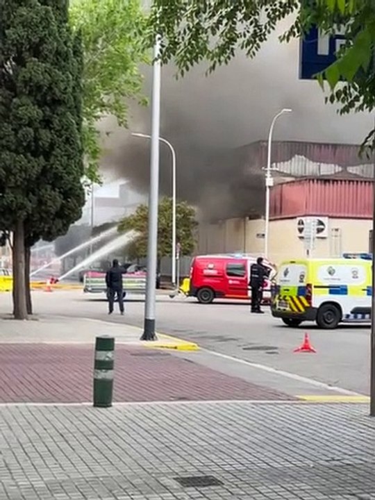 Incendio en una empresa de Mercabarna