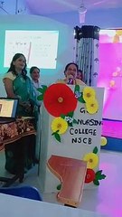 इंटरनेशनल नर्सेज डे : सिस्टर्स ने दिखाए अपने कई रूप, डांस मस्ती और मातृत्व - देखें वीडियो