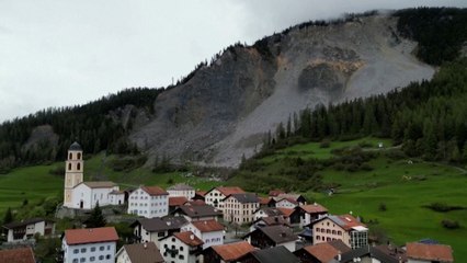 Menacé par un éboulement imminent, un village en Suisse contraint d'évacuer ses habitants