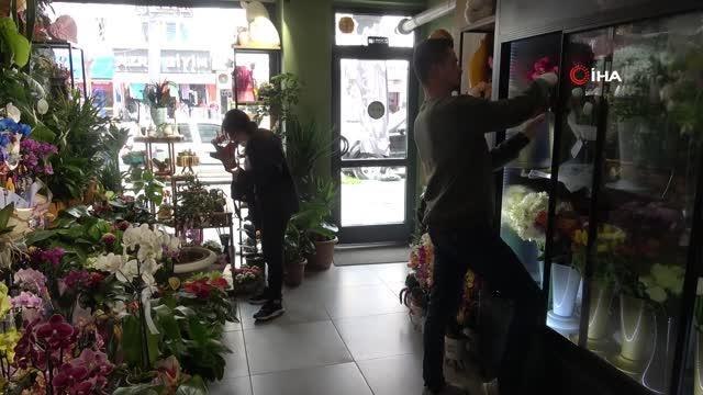 Çiçekçilerde 'Anneler Günü' telaşı