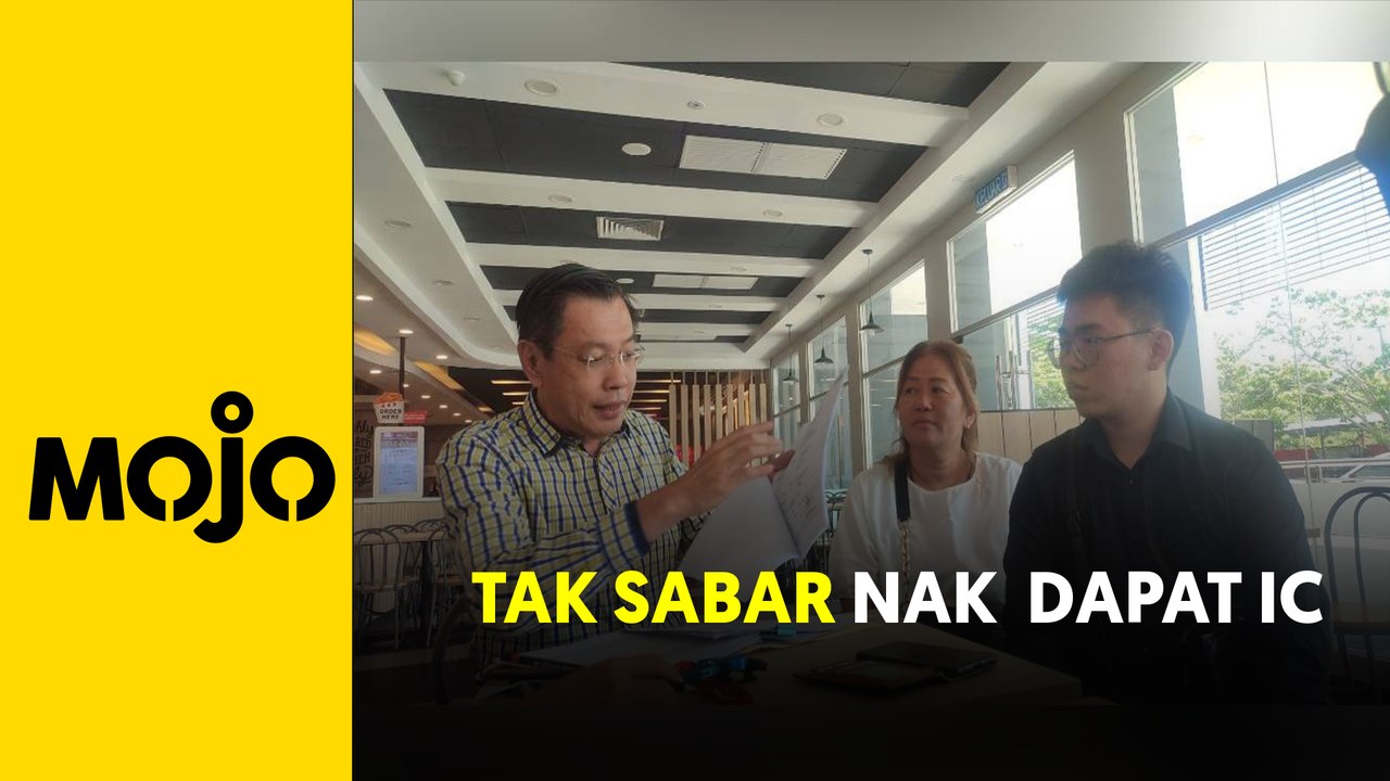 Pemuda dapat kad pengenalan pada usia 21 tahun