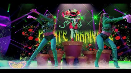Mask Singer la Plante Carnivore déjà démasquée ? Les internautes pensent savoir de qui il s'agit !