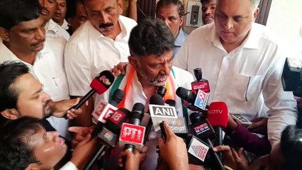 पार्टी की जीत पर भावुक हुए डीके शिवकुमार