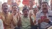 देवास: कर्नाटक मे जीत पर कांग्रेस कार्यकर्ताओं ने किया हनुमान चालीसा का पाठ