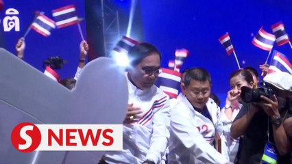Thai parties hold last rallies before Sunday vote