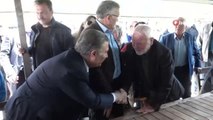 Sağlık Bakanı Fahrettin Koca, Beykoz'da esnaf ziyareti yaptı