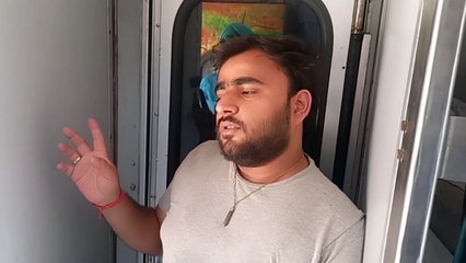 भीषण गर्मी में घंटों तक बगैर एसी सैकड़ों किमी का सफर, बिफरे रेलयात्री