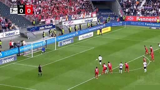 Bundesliga : L'Eintracht Francfort et Kolo Muani déroulent devant Mayence