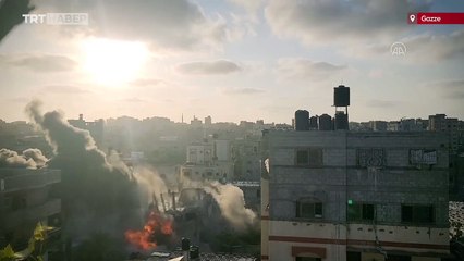 İsrail Gazze'ye saldırıyor