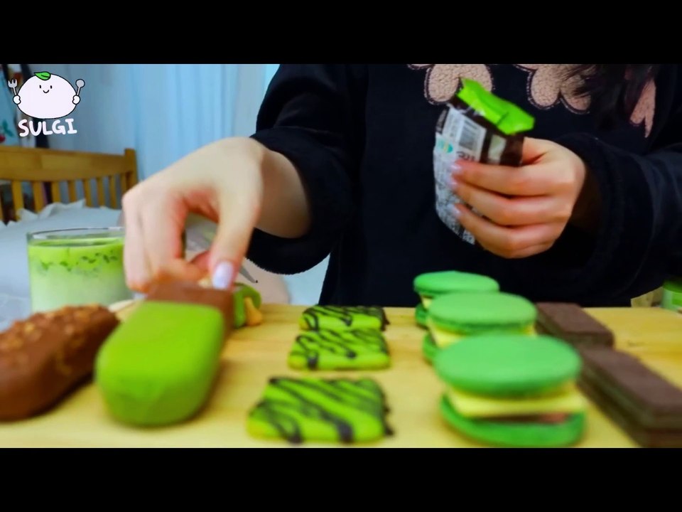 Asmr Mukbang Green Tea Desserts Levain Cookies Ice Cream Roll Cake