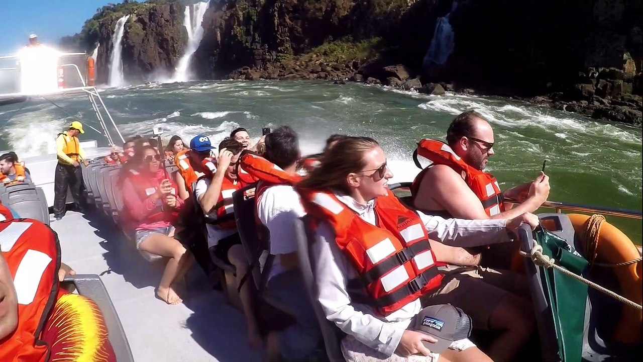 CATARATAS DEL IGUAZU' RAFT TOUR - Video Dailymotion