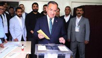 Kabine'den ilk oy veren bakan Bekir Bozdağ oldu: Seçimlerin Türkiye'ye hayırlı olmasını diliyorum