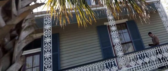 Interview with the Vampire S01 E01