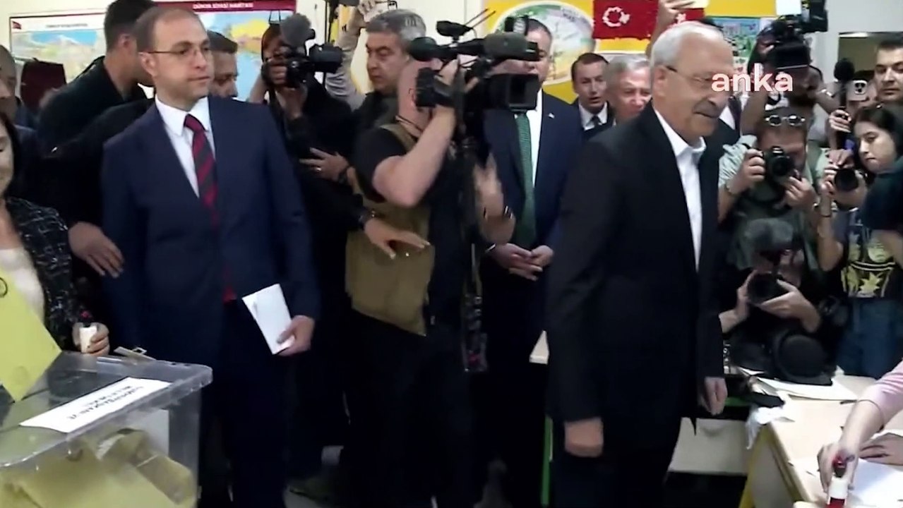 Cumhurbaşkanı adayı Kılıçdaroğlu oyunu kullandı