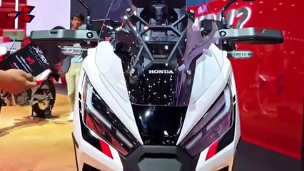 BARU  SKUTIK MAXI HONDA LAWAN BERAT YAMAHA NMAX