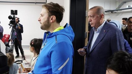 Cumhurbaşkanı Erdoğan'ı arkasında gören seçmen şaşırdı