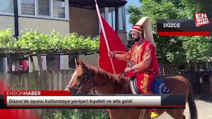 Düzce'de oyunu kullanmaya yeniçeri kıyafeti ve atla geldi