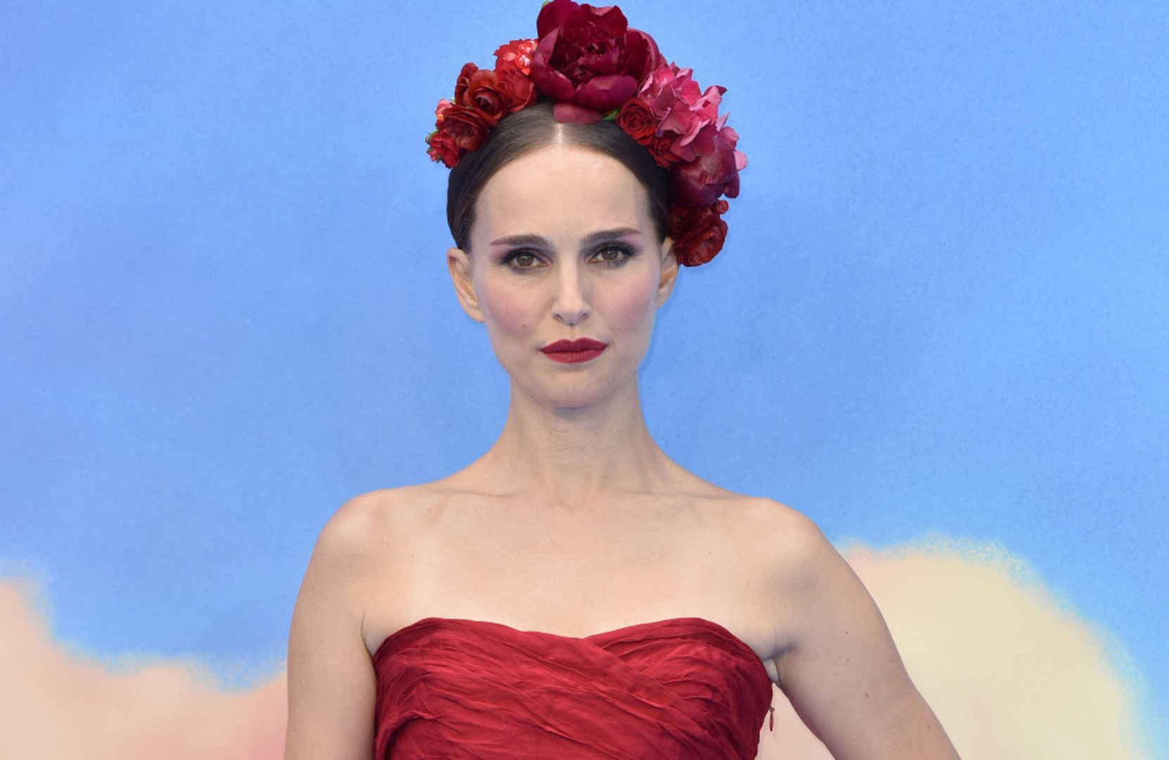 ⁣Natalie Portman praises French filmmaking for its family-friendliness