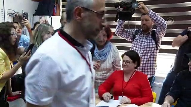 Oyunu kullanan Muharrem İnce, basın mensuplarına sitem etti: Haysiyetimle oynamayın, böyle bir görüntü yok, lütfen haberleri doğru yapınız