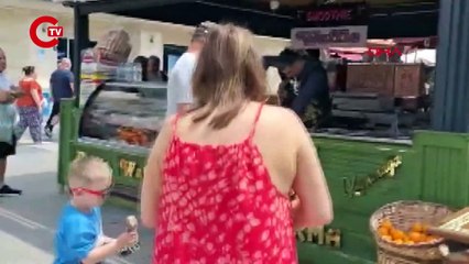 Kuşadası'nda oyunu kullananlar sahile koştu