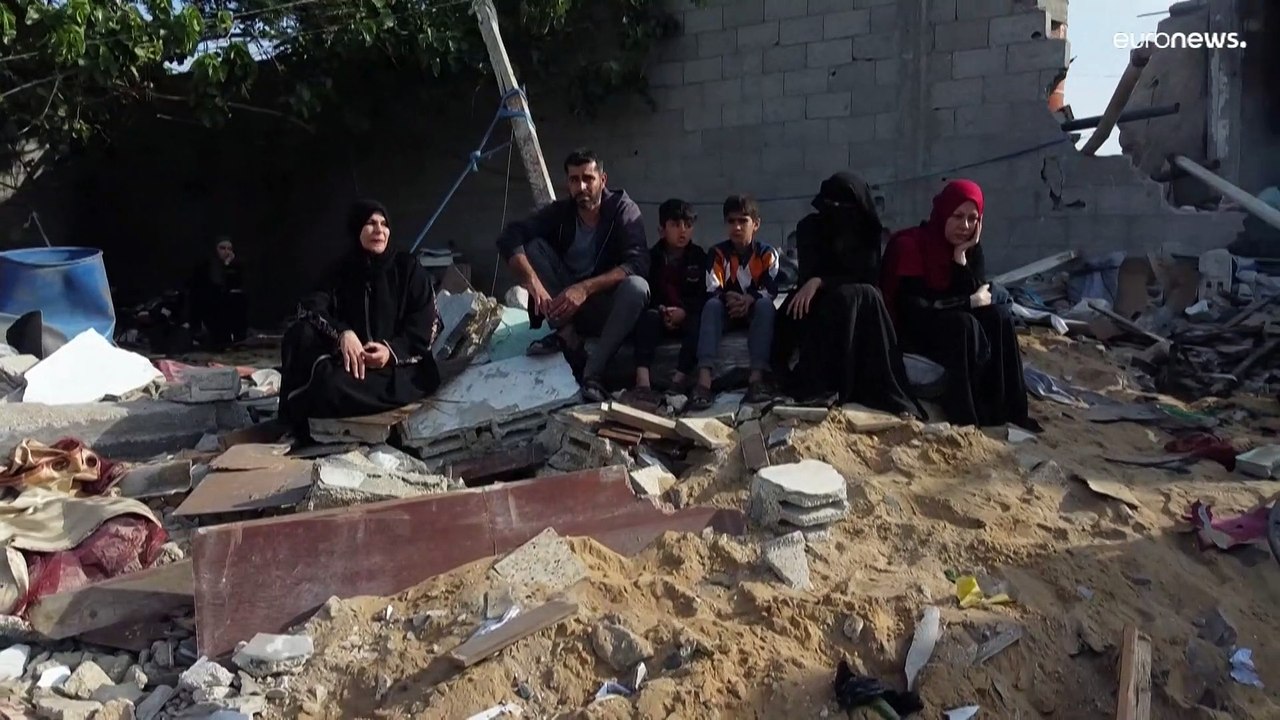 دمار فوق دمار .. شاهد ما فعله القصف الإسرائيلي بمنازل الفلسطينيين في غزة المحاصرة  
