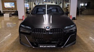 BMW 7 Series (2023) - Futuristic Luxury Large Sedan!