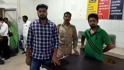 बदायूं: पैसों को लेकर दो दोस्तों में जमकर चले लाठी-डंडे, दोनों हुए घायल